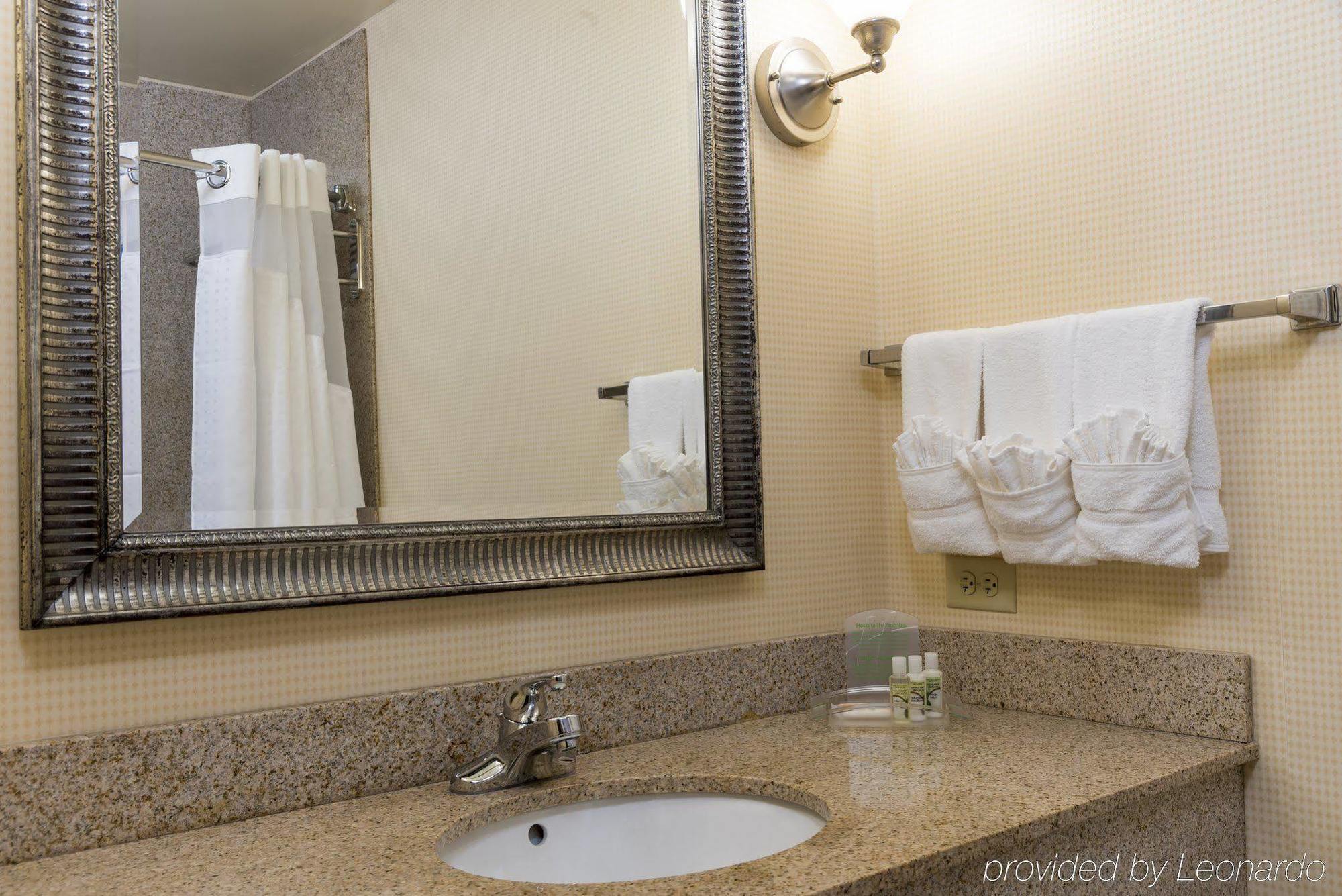 Holiday Inn Aurora North - Naperville By Ihg Eksteriør billede